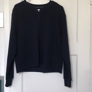 Aritiza Tna crewneck, fleece henley